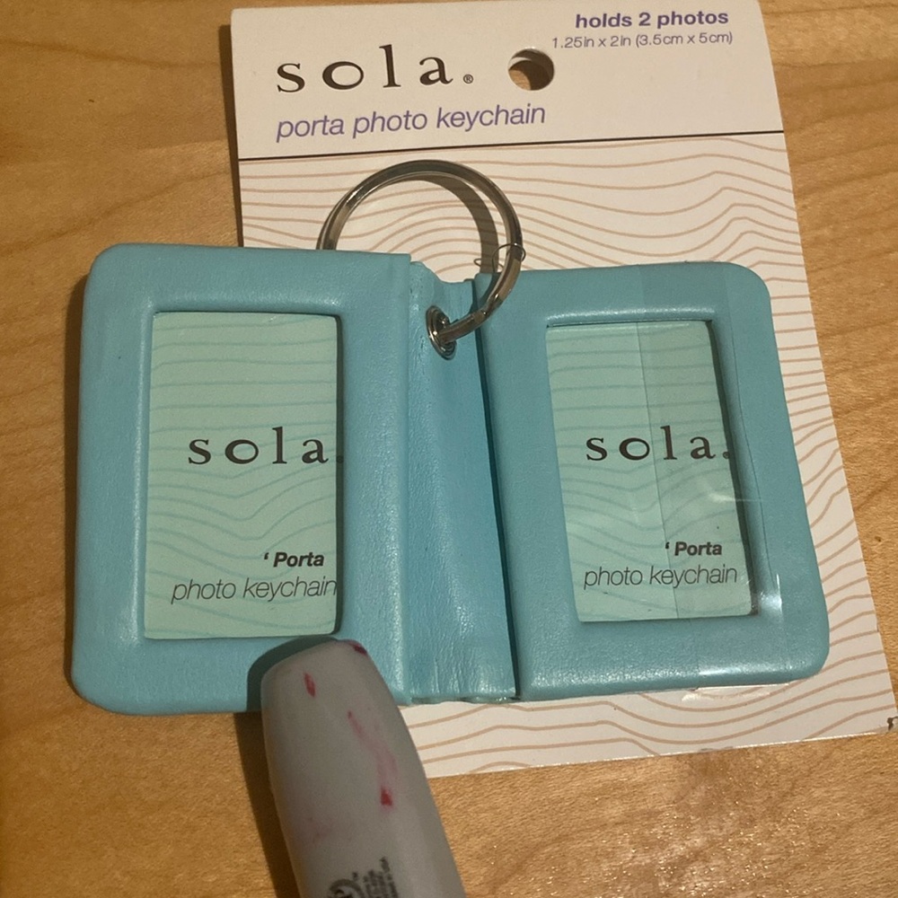 Keychain - Picture 2 of 4